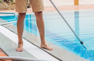 Como hacer una limpieza de piscina