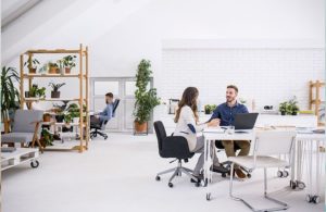 Beneficios de trabajar en una oficina con espacio abierto